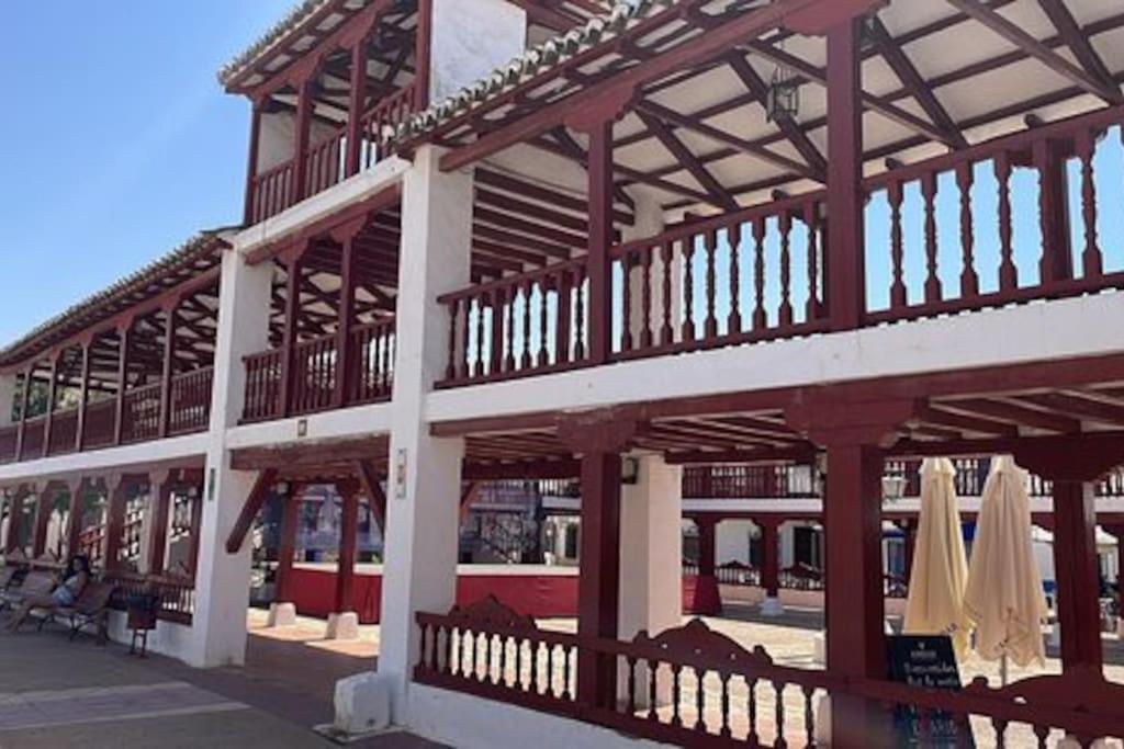 2B-Precioso Apartamento En Pleno Centro. A Estreno Alcazar de San Juan Ngoại thất bức ảnh